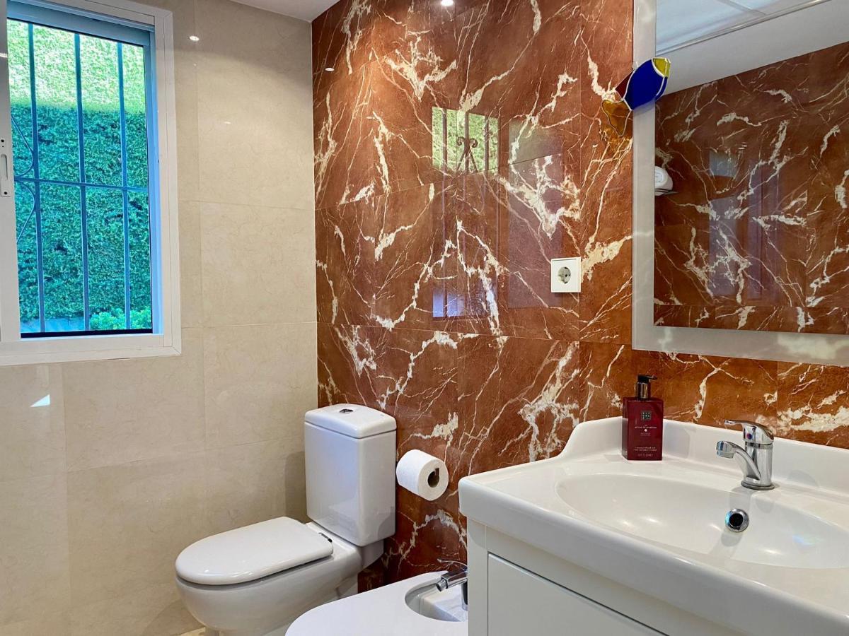 Blue Moon Marbella Villa Екстериор снимка